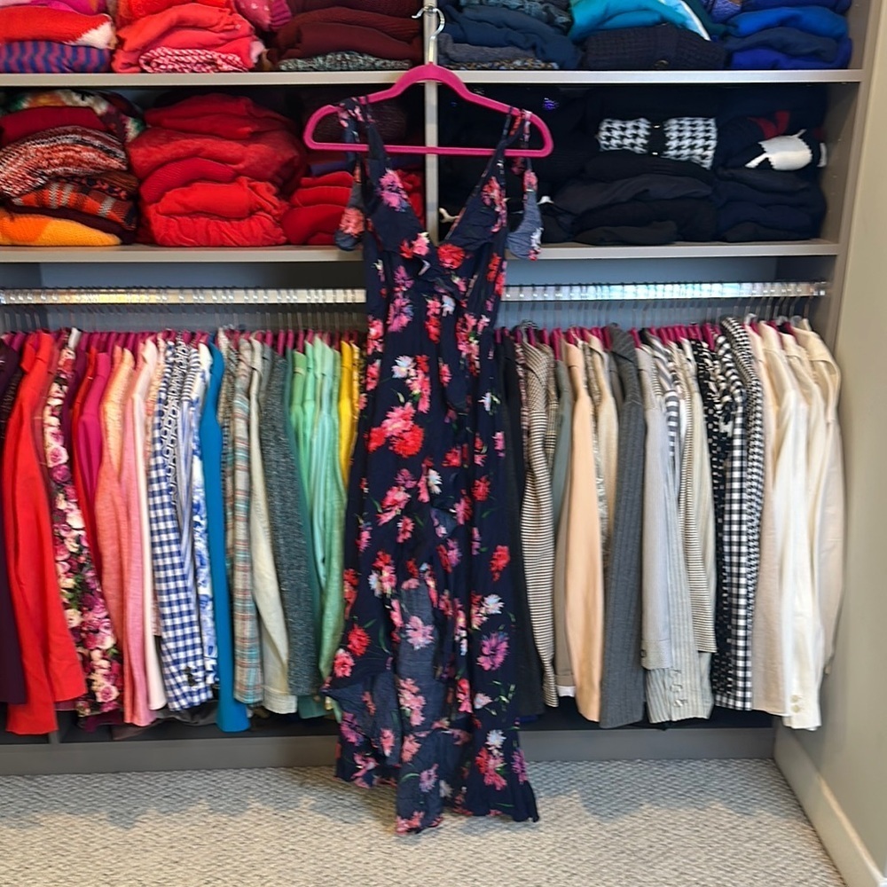 Express navy/red/pink floral print spaghetti strap v neck hi low dress size S